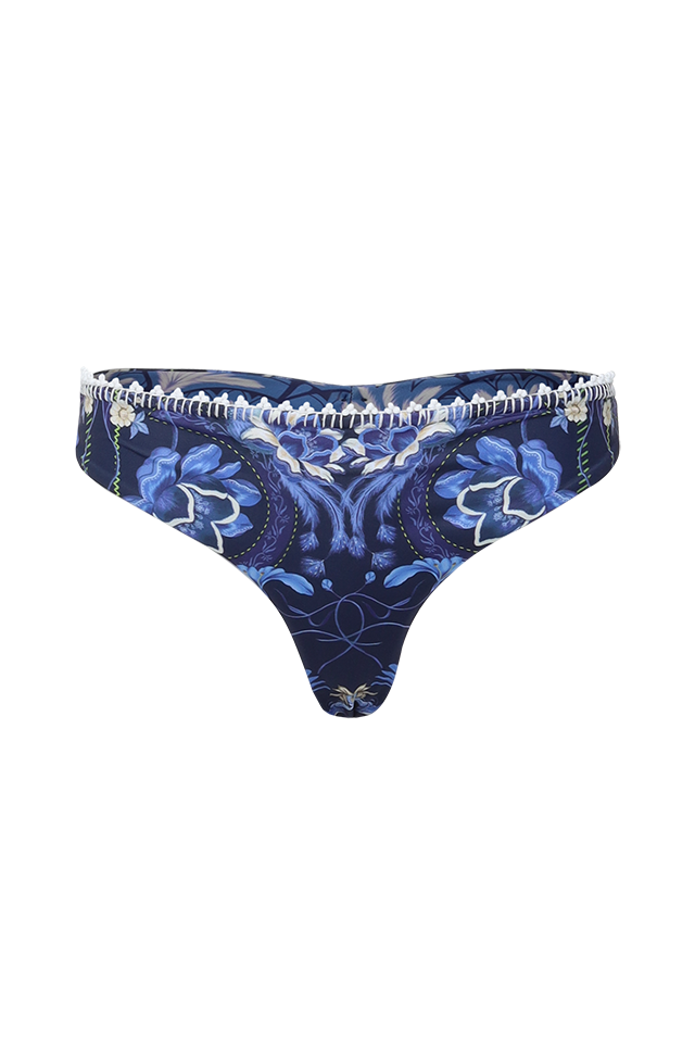 18.3_OLA_AZUL_SWIMWEAR_LAYLA_ALICANTO_BIKINI_BOTTOM_GHOST_MANNEQUIN.png